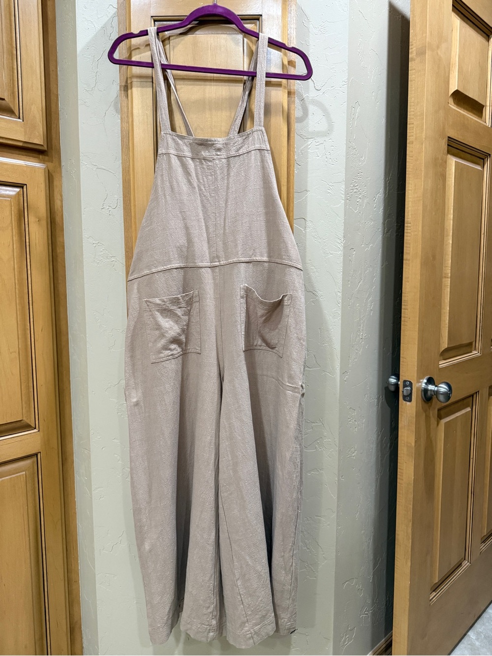 easel Cream Wide-Leg Cropped Overalls